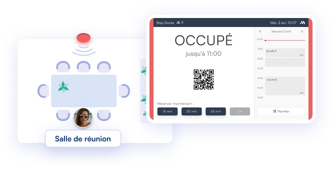 Tablette tactile signalant une salle indisponible dans un Smart Office